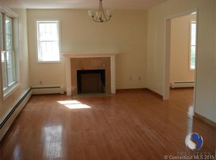 7 Stetson St, Norwich, CT 06360