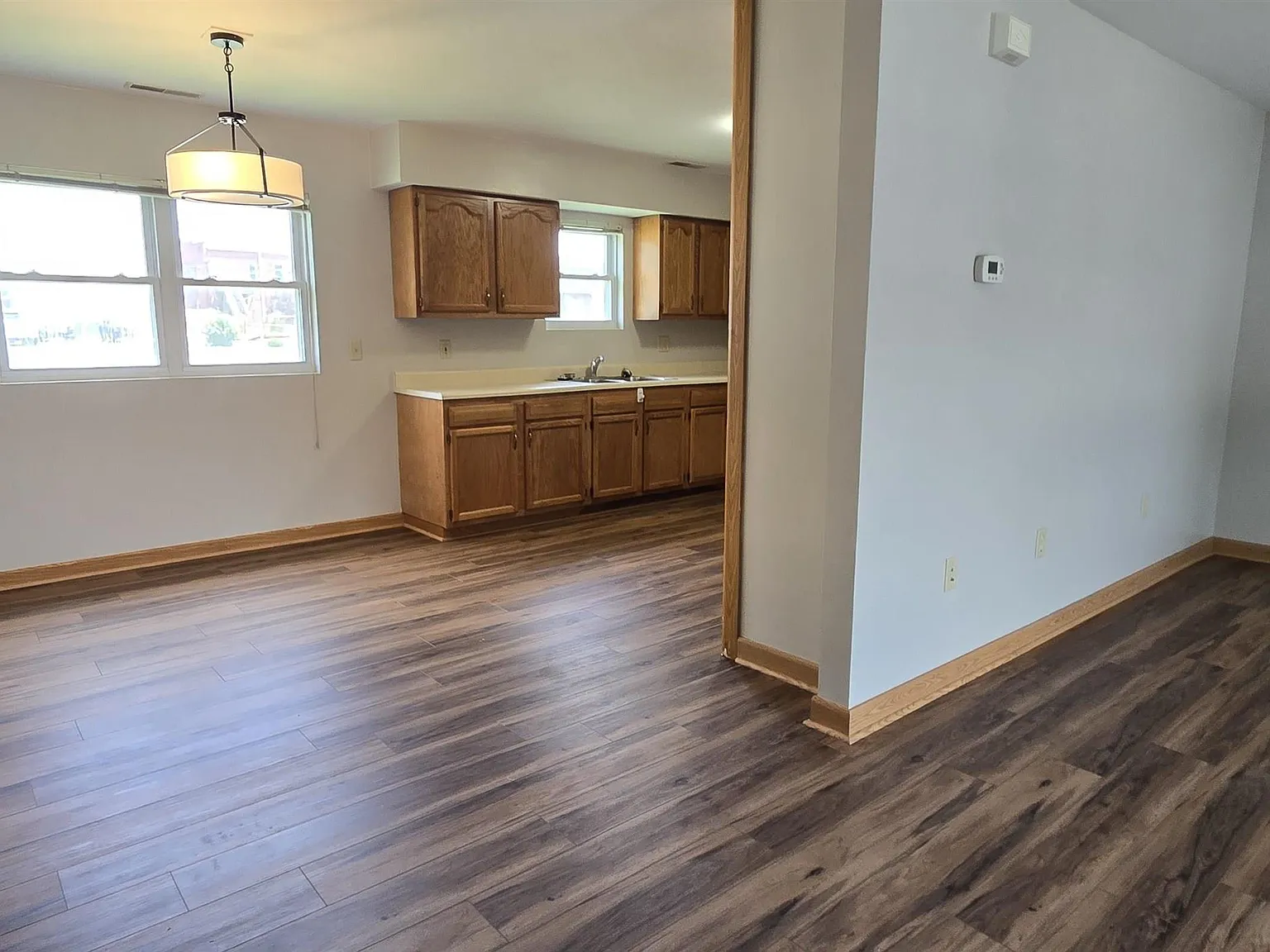 1 bed, 1.0 bath, 900 sqft, $925 — Photo 4