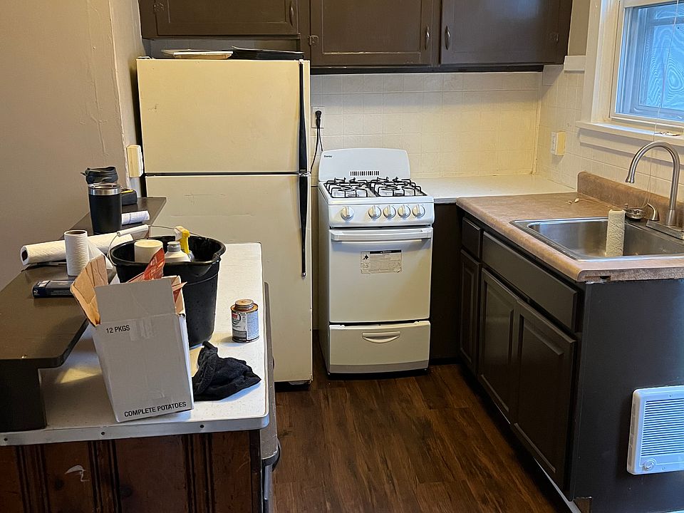 2nd image of 308 N Gridley St #1