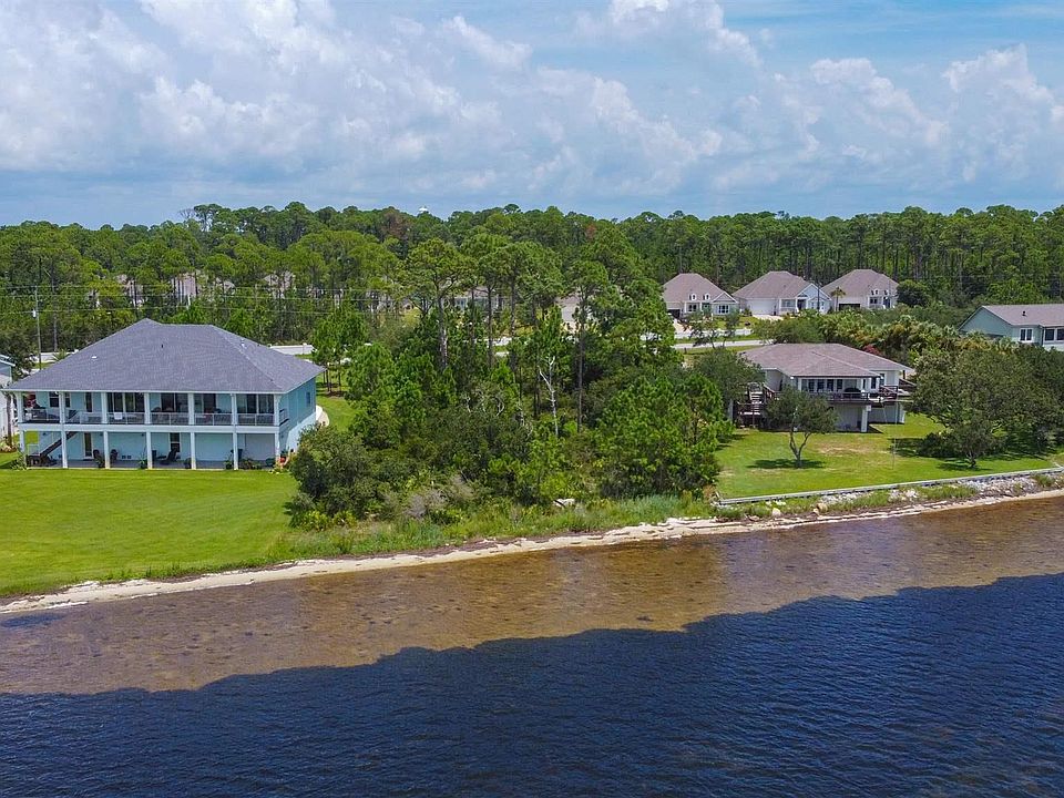 2823 Bay St, Gulf Breeze, FL 32563 Zillow