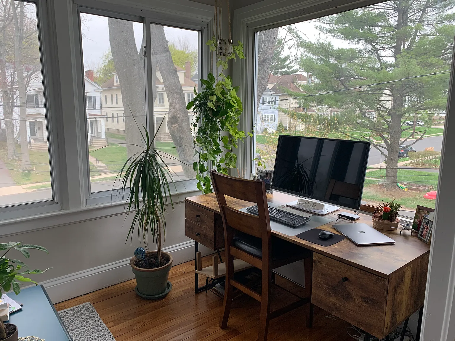 2 bed, 1750 sqft, $2,700 — Photo 4