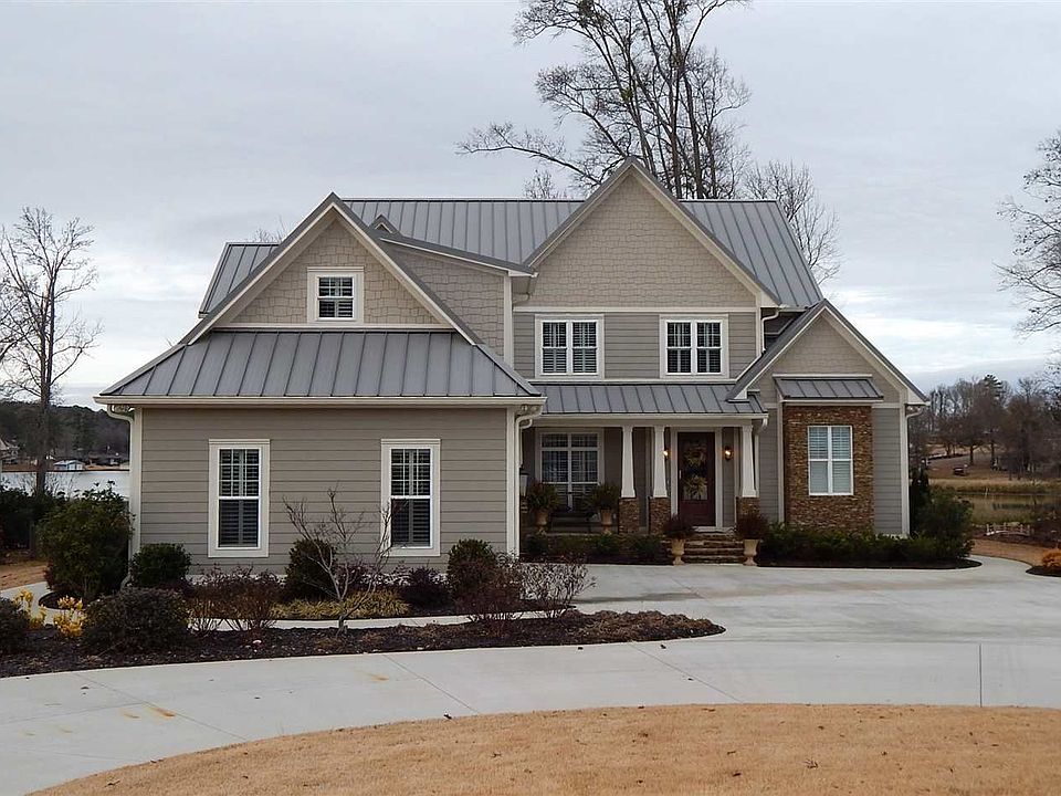 1st image of 124 Lake Creek Dr