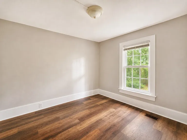 232 Meadow St — Photo 29
