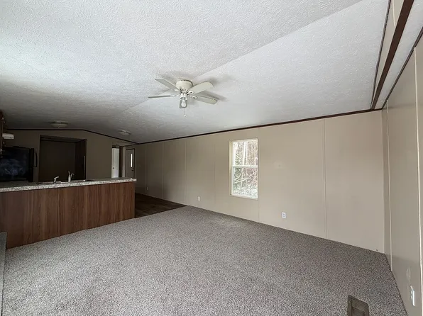 106 Towns End Ct, Liberty, SC 29657