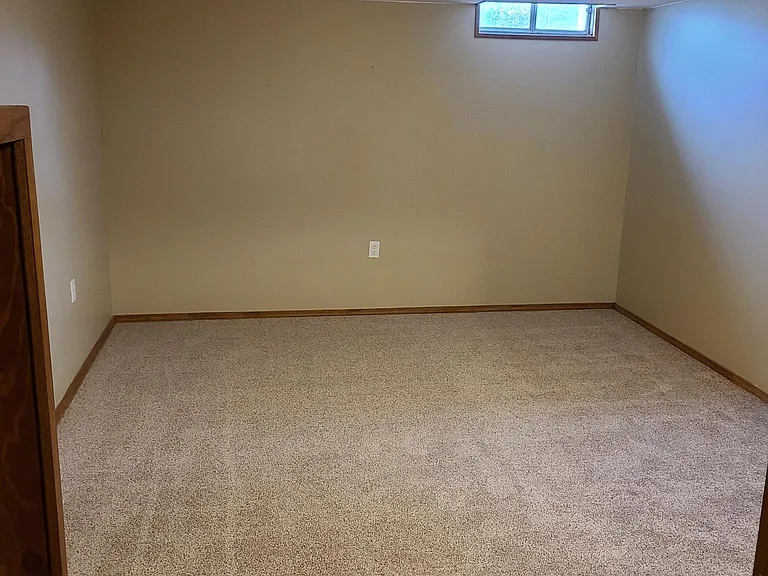 8033 E Dresden Ln — Photo 12