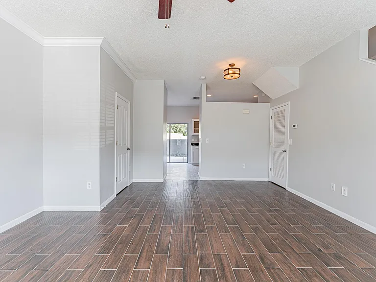 4304 Deermont Cir — Photo 6