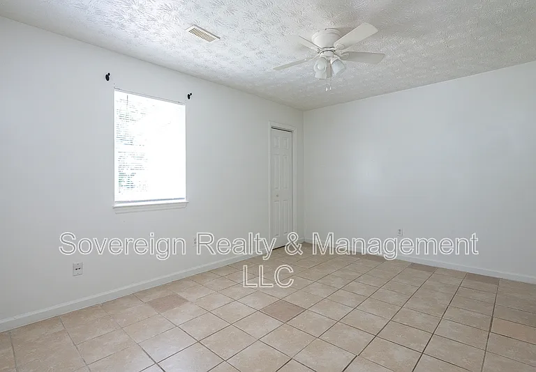 8367 Warren Dr — Photo 27