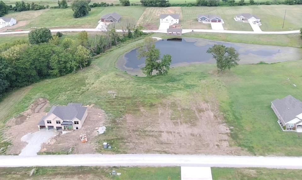 1st image of 39 SW 160th Rd