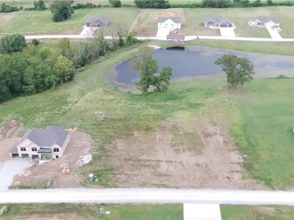 39 SW 160th Rd, Warrensburg, MO 64093