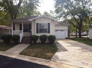 143 Melbrooke Rd, Elgin, IL 60123