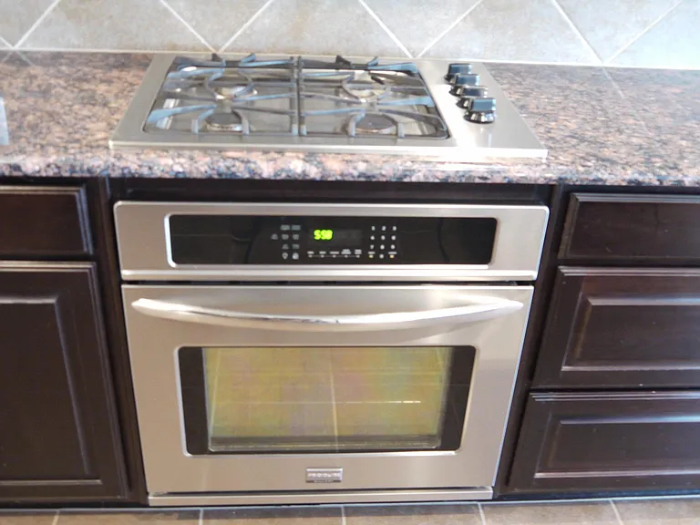 4660 Perthshire Ct — Photo 6
