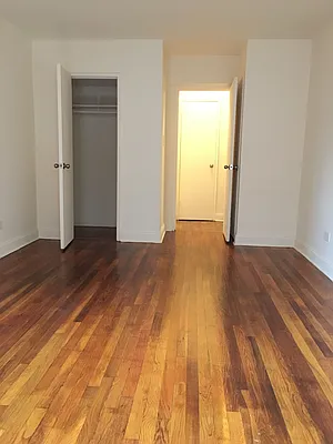 Rented by Kew Forest Realty Inc | media 6