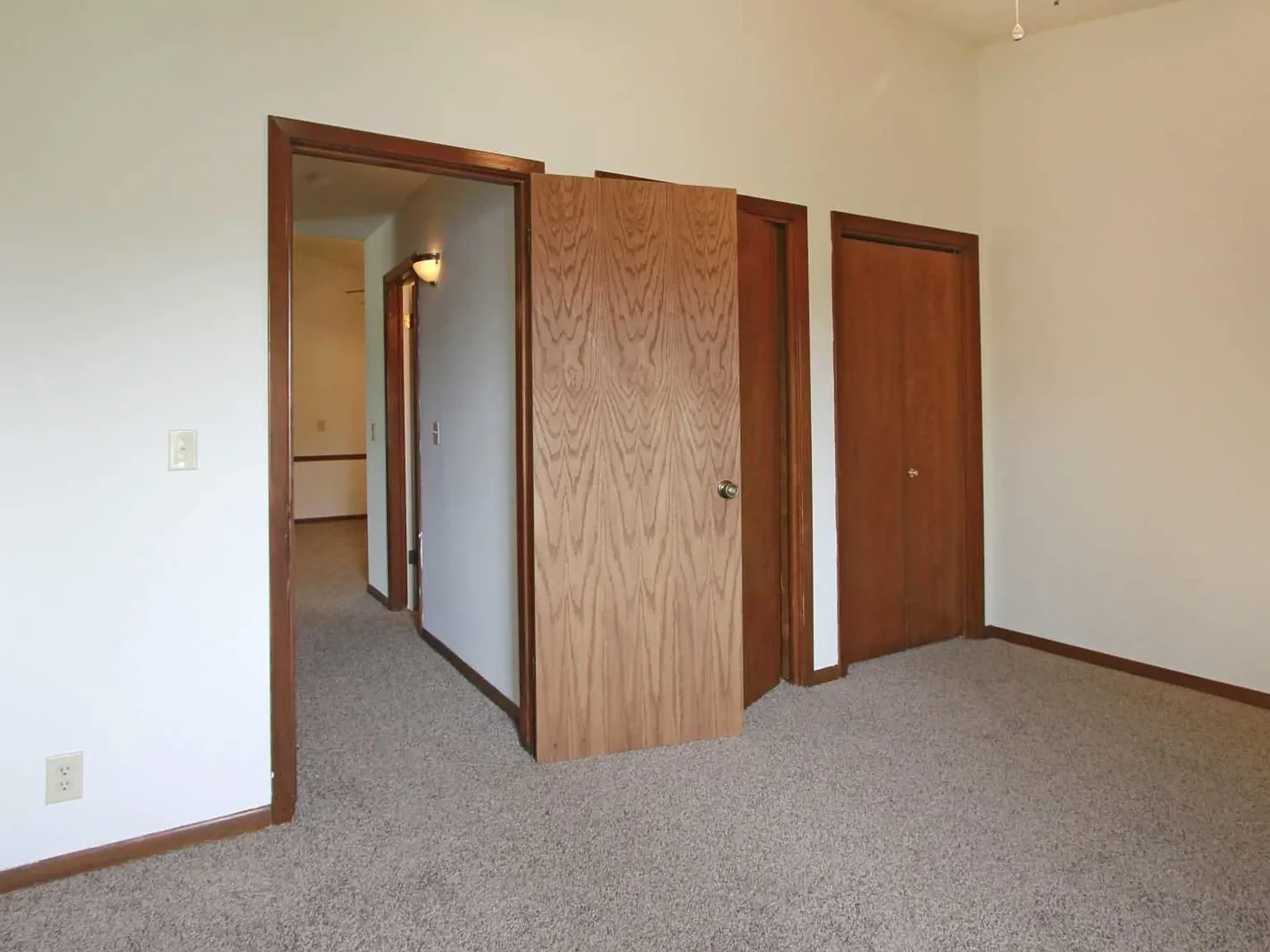 St. Francis Apartments and Townhomes — Photo 4