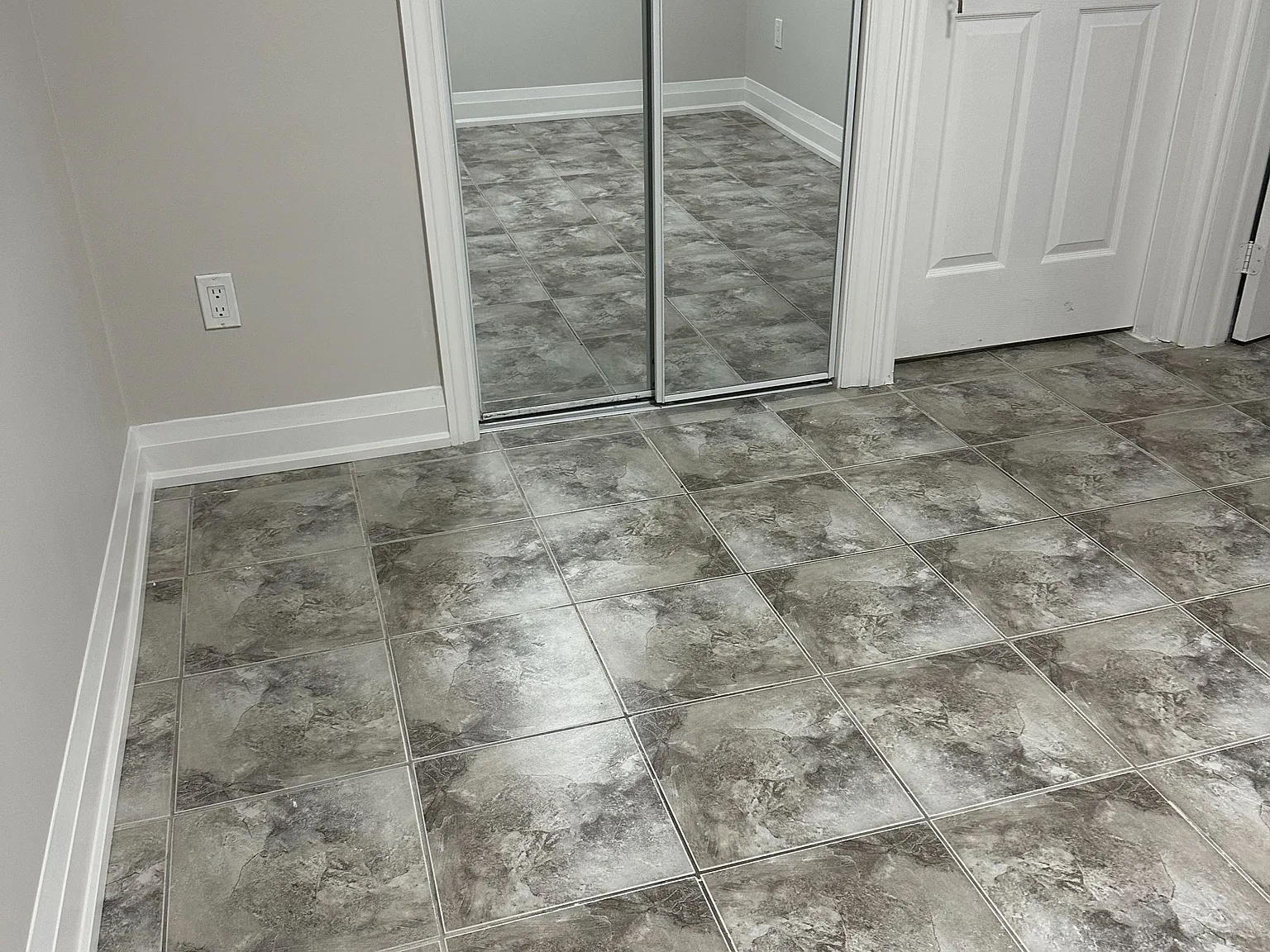 2 bed, $2,100 — Photo 3
