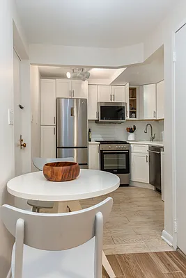 Sold by Compass | media 9