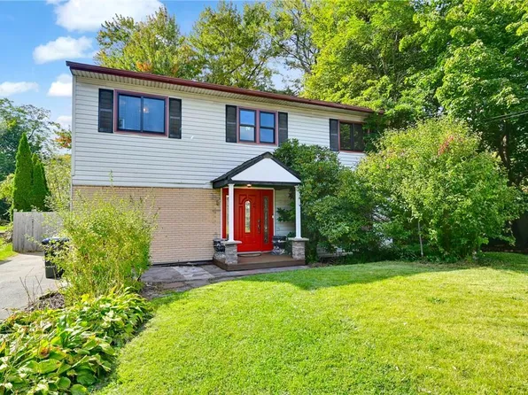 5 Murray Road, Greenwood Lake, NY 10925