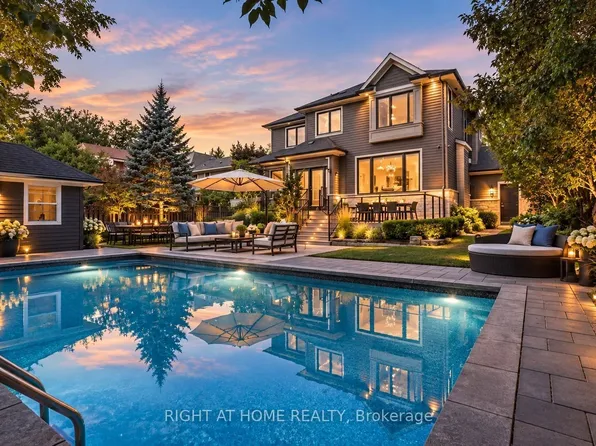 490 Orchard Dr, Oakville, ON L6K 1P1
