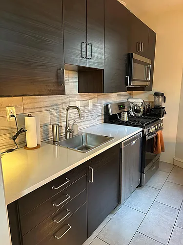 812 Pine St #2 Photo 1