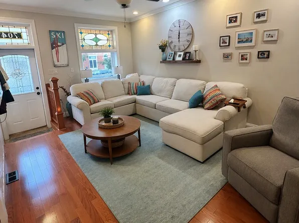 704 S Linwood Ave, Baltimore, MD 21224