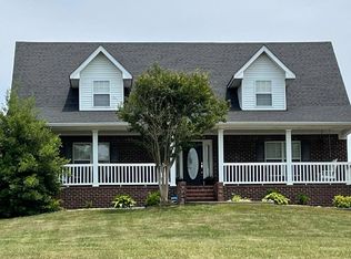488 Certain Ln, Glasgow, KY 42141