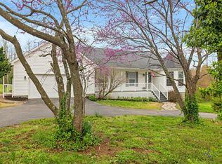 685 Waterworks Rd, Danville, KY 40422