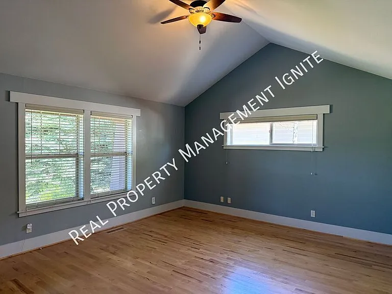 2955 NW Bordeaux Ln — Photo 6