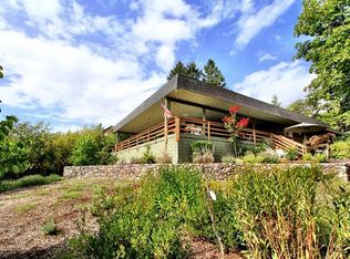 1694 Highcrest Dr, Medford, OR