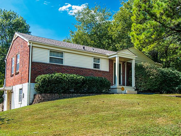 2nd image of 212 Gayland Ct