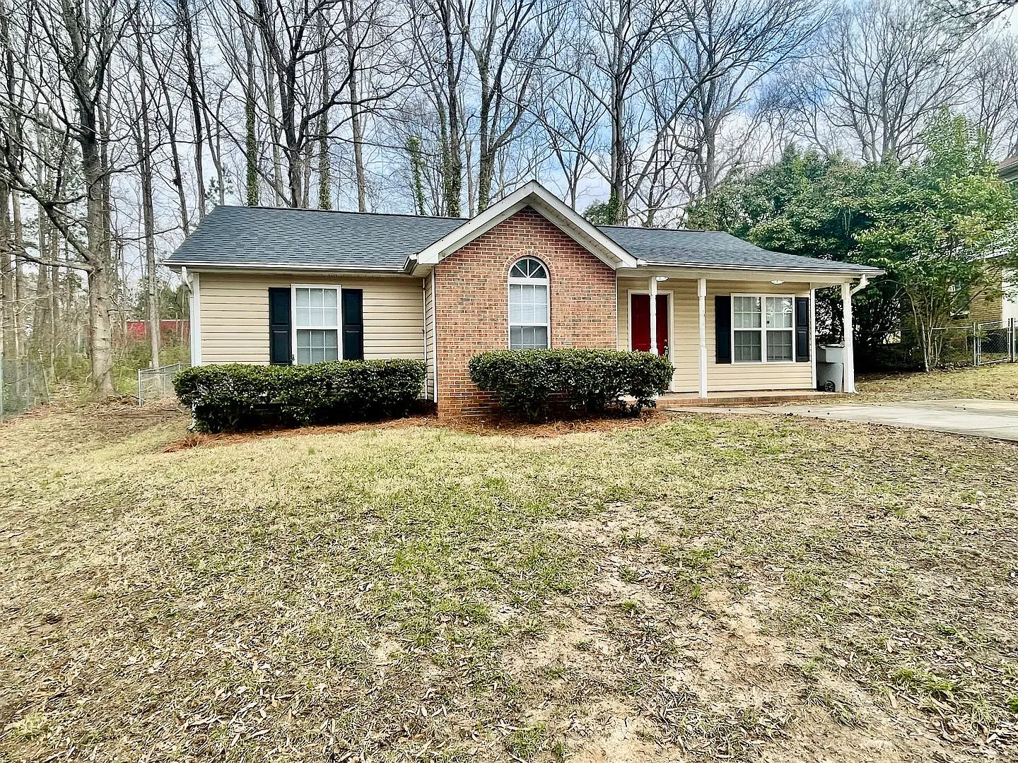 Welcome to 6019 Double Rein, this Adorable 3 Bedroom 2 Bath Ranch style home, nestled in the hear... — Photo 2