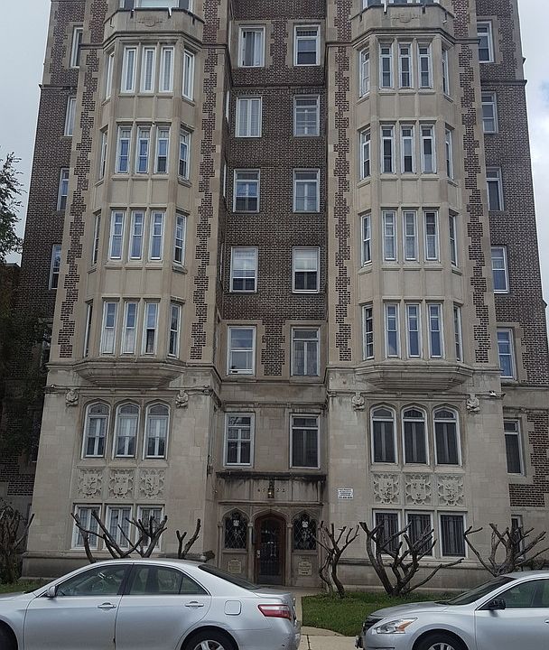 1st image of 6922 S Jeffery Blvd APT 3N