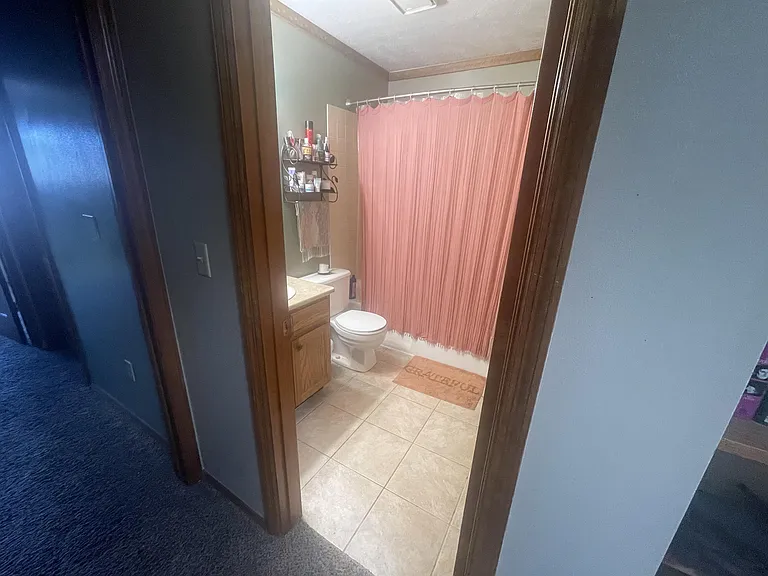 1612 W Olive St #11 — Photo 12