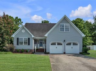 3004 Beech Grove Ln, Suffolk, VA 23435