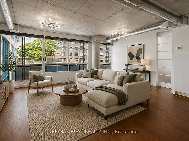 42 Camden St #303 — Photo 10