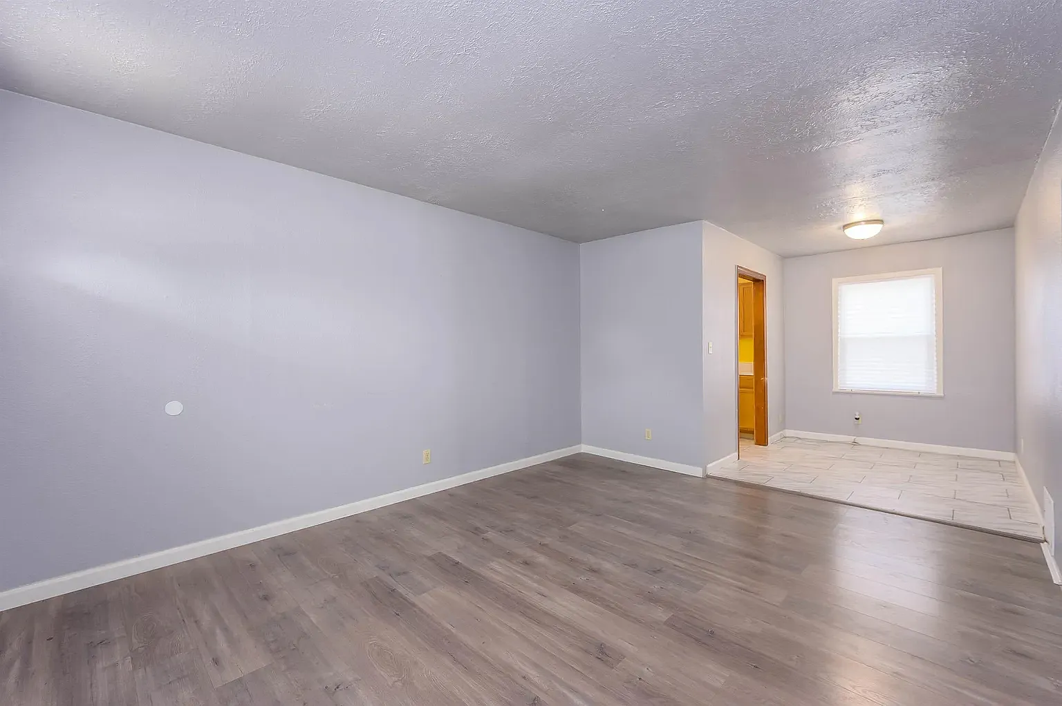 2 bed, 801 sqft, $895 — Photo 3