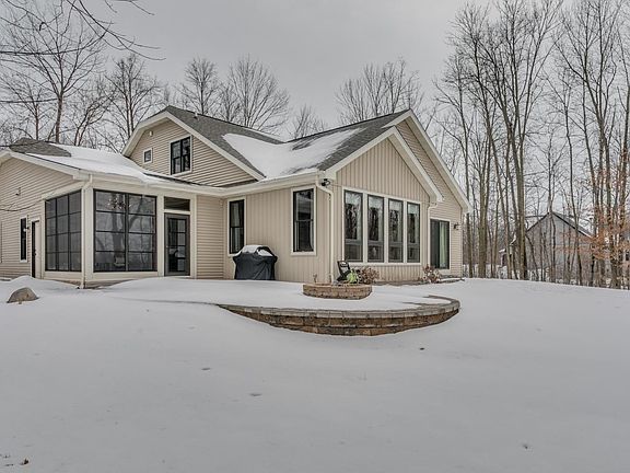 3rd image of N1343 Sweetmaple Trl