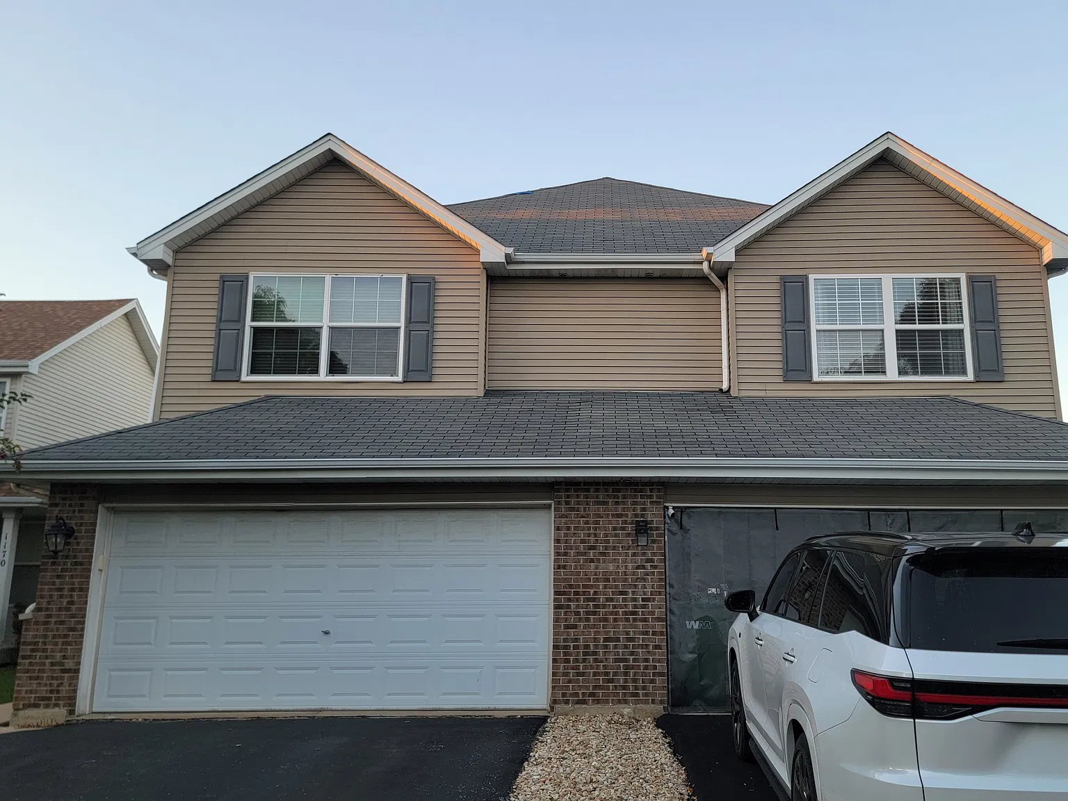3 bed, 3.5 bath, 2000 sqft, $3,000 — Photo 1