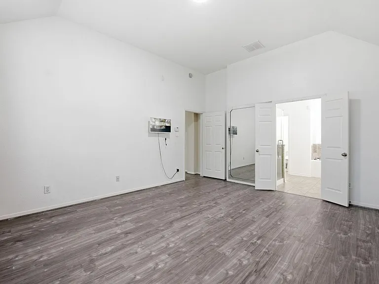 5002 Rollingstone Rd — Photo 17
