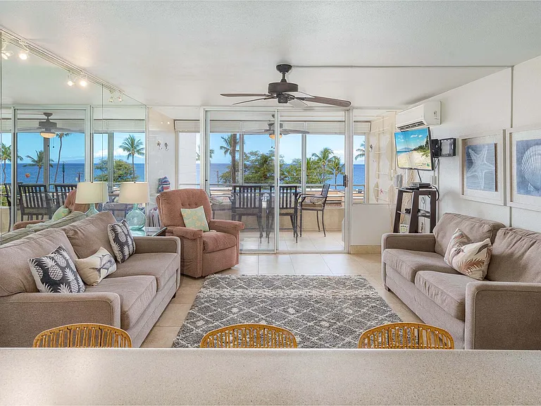 S Kihei Rd — Photo 2