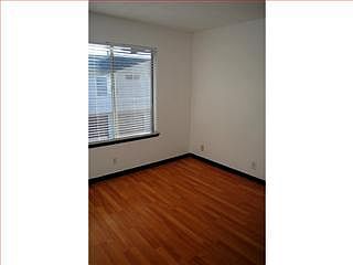 4th image of 1387 McQuesten Dr APT C