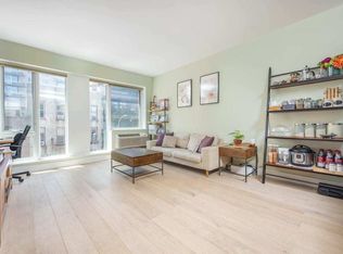 527 51st Ave APT 3F, Long Island City, NY 11101