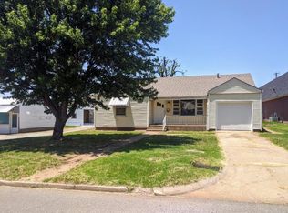 717 N 8th St, Weatherford, OK 73096