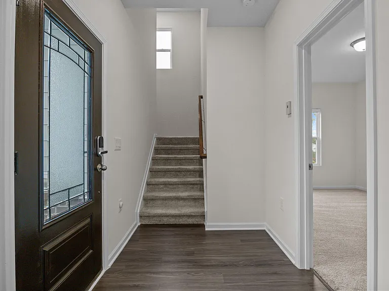 1128 Brickfield Dr — Photo 4