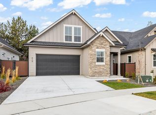319 N Sauer River Ln, Eagle, ID 83616