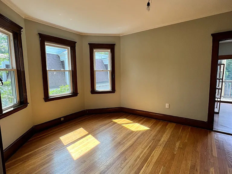 75 Glen Rd #2 — Photo 5