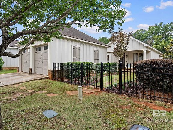 2nd image of 655C Norman Ln