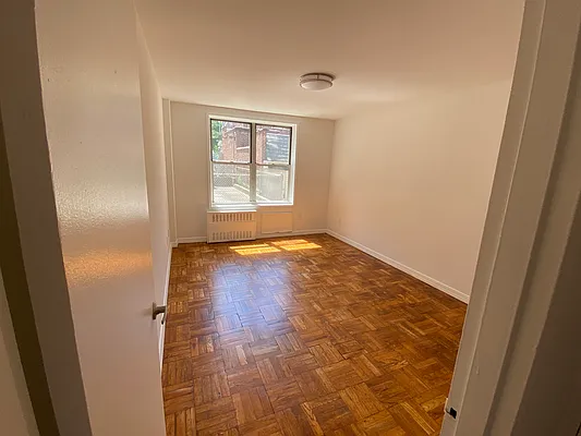 Rented by Contact Realty | media 3
