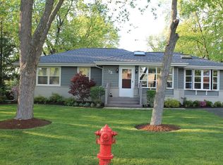 72 75th Pl, Willowbrook, IL 60527