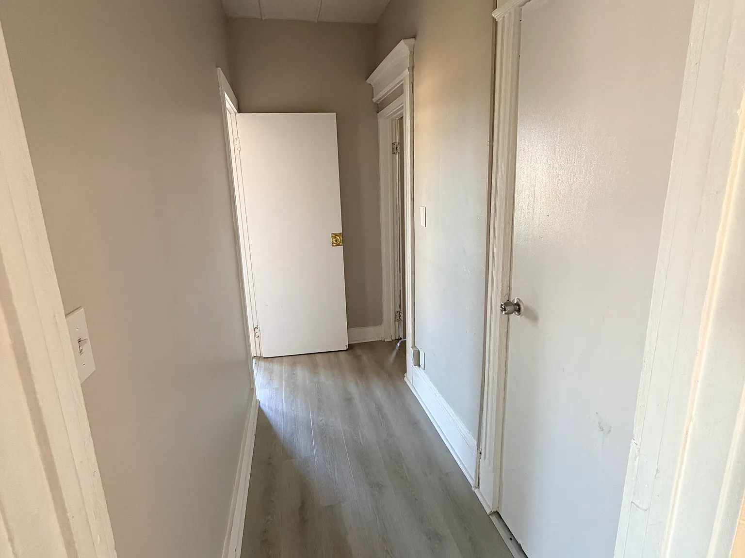 3 bed, 912 sqft, $1,550 — Photo 4
