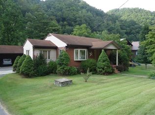 4539 Coal Heritage Rd, Iaeger, WV 24844