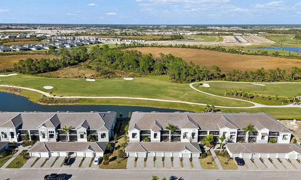 12390 Wellen Golf St #201